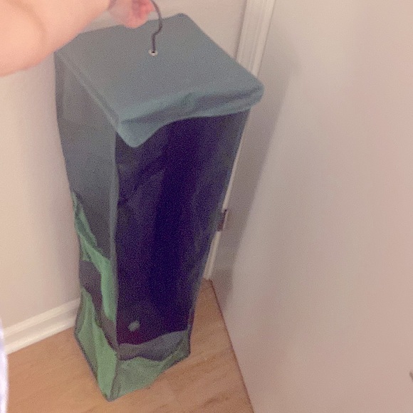 🎁 Hanging Gift Wrap 🎁 Wrapping Paper Storage 360 degrees Tissue Bow Organizer - Picture 12 of 12